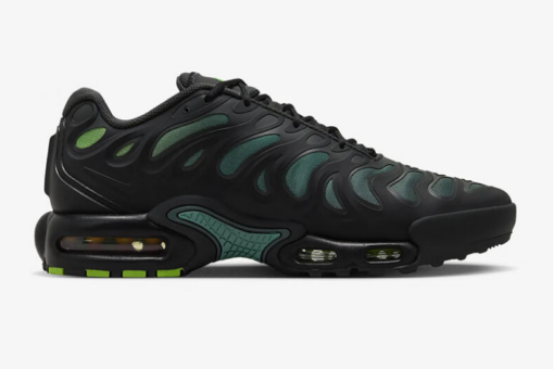 NIKE AIR MAX PLUS DRIFT