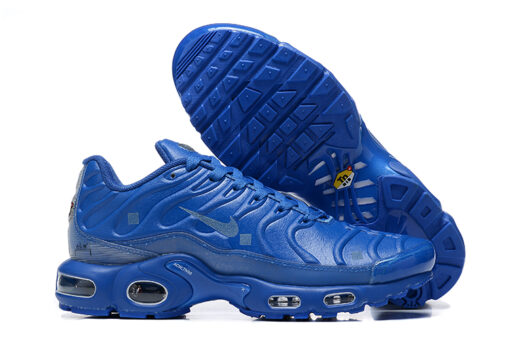 WALL X NIKE AIR MAX PLUS Stone - Image 3