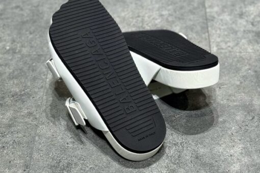 Balenciaga Slipper