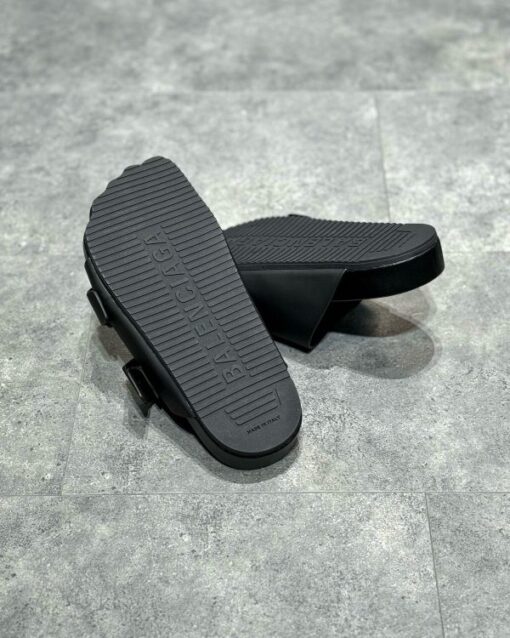 Balenciaga Slipper - Image 4