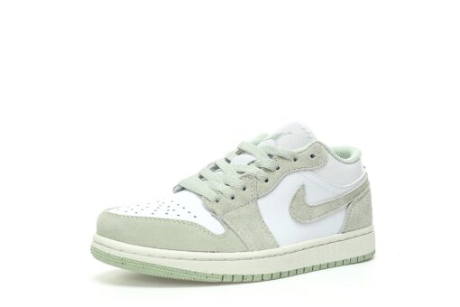 Nike Air Jordan 1 Low SE"Seafoam"