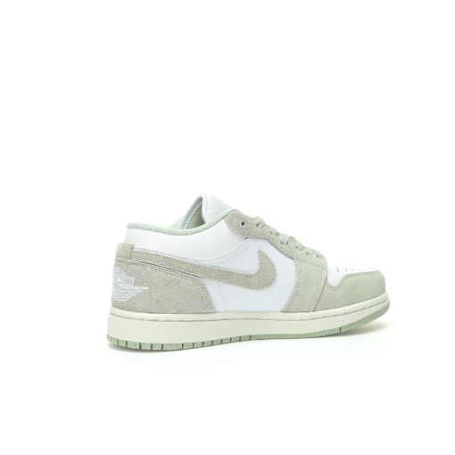 Nike Air Jordan 1 Low SE"Seafoam"