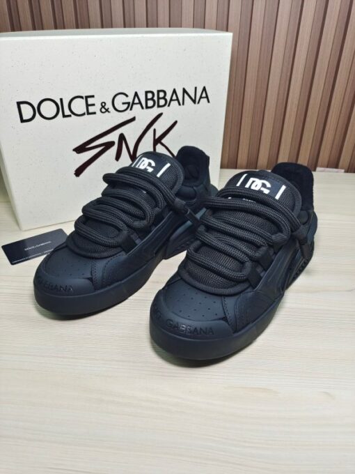 DG Sneakers