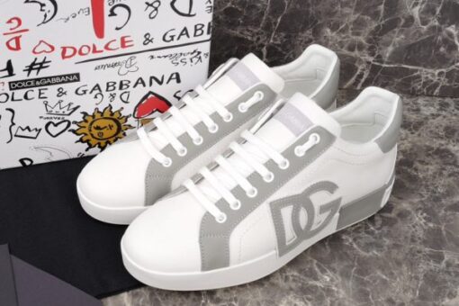 DG Sneakers