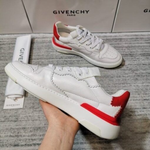 Givenchy Sneaker