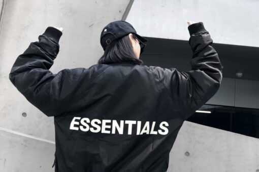 ESSENTIALS FEAR OF GOD