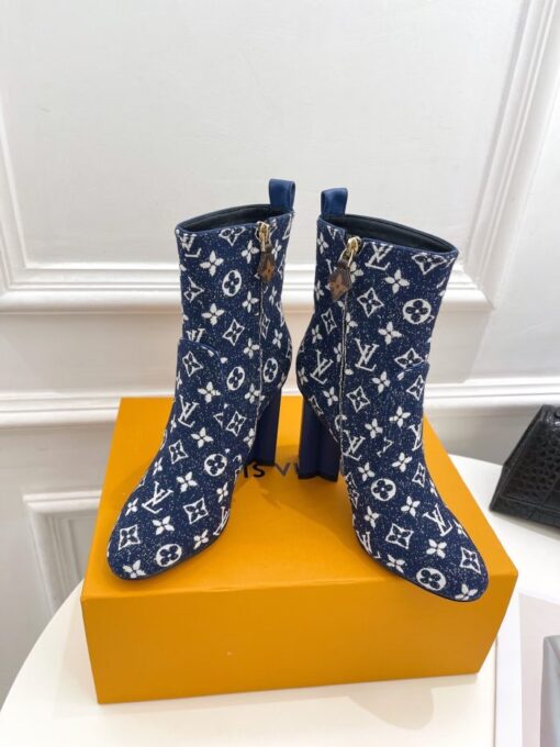 LV Women Boots