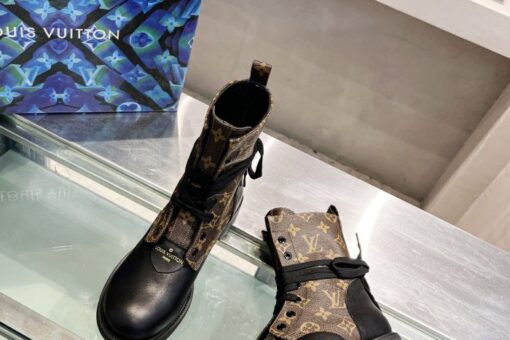 LV Women Boots