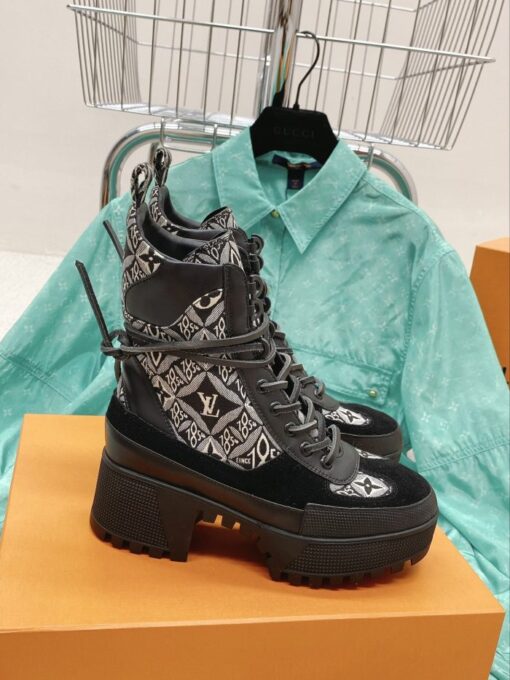 LV Women Boots