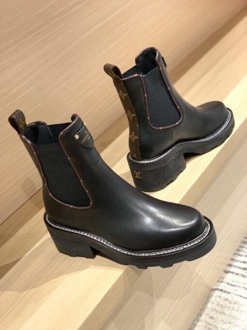 LV Women Boots