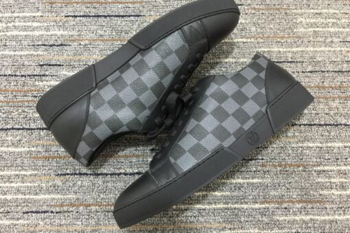 Lv Runner Shoe