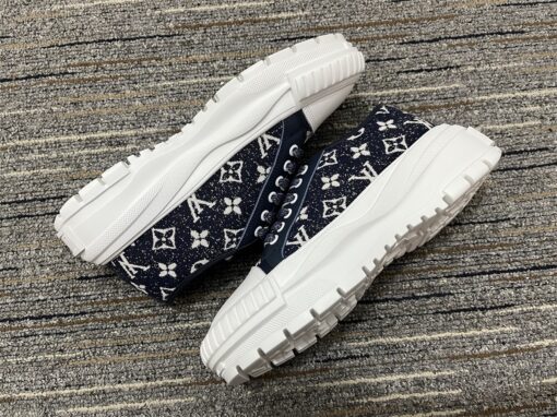 Lv Runner Shoe