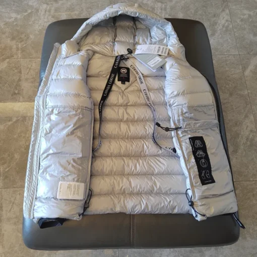 Canada Goose Down Jacket White