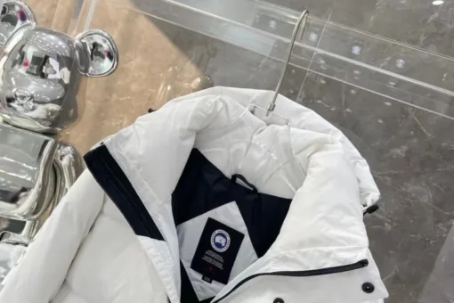 Canada Goose Down Jacket White