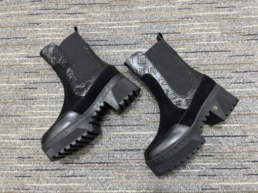 Lv Women Boot