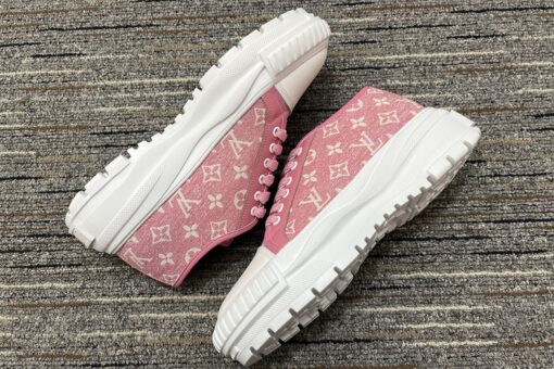 Lv Runner Shoe