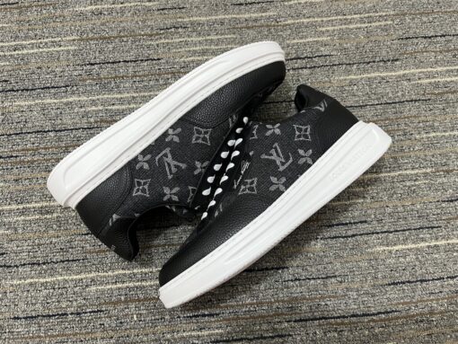 Lv Runner Shoe