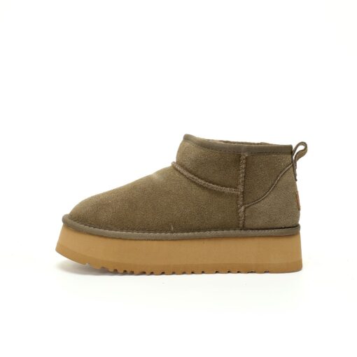 UGG Shoe