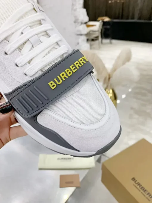 Burberry Sneaker