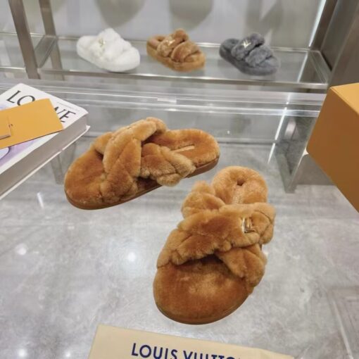 LV Slipper