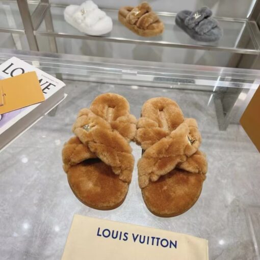 LV Slipper