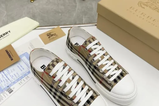 Burberry Sneaker