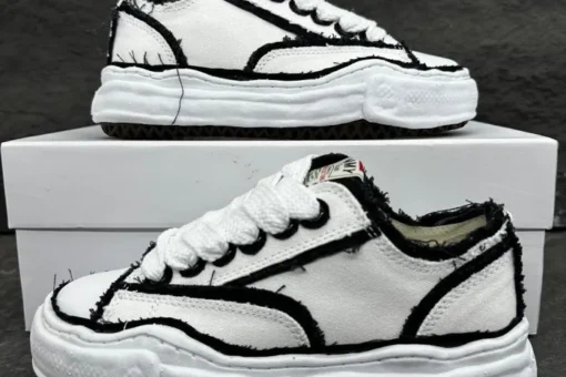 Aison Mihara Yasuhiro MMY Sneaker White Black