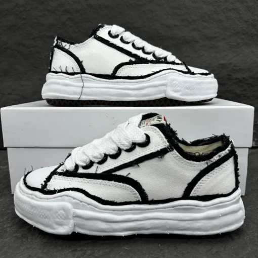 Aison Mihara Yasuhiro MMY Sneaker White Black