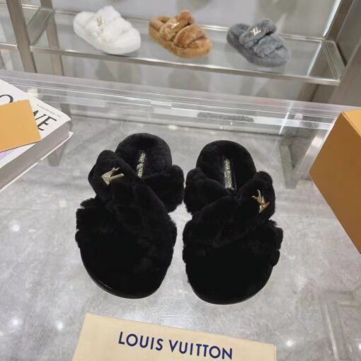 LV Slipper