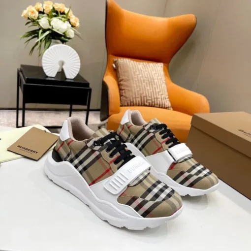 Burberry Sneaker