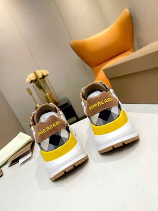 Burberry Sneaker