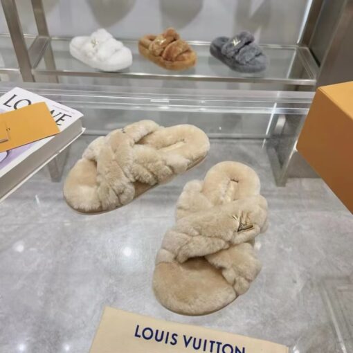 LV Slipper