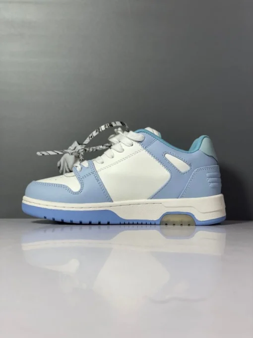 Off White Sneaker Blue & White