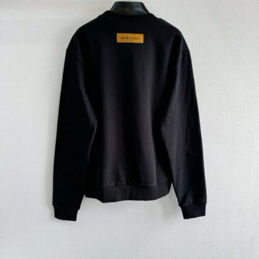 LV Sweater Black White