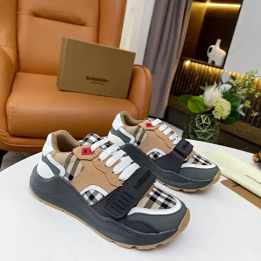 Burberry Sneaker