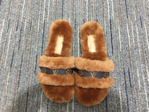 LV Slipper