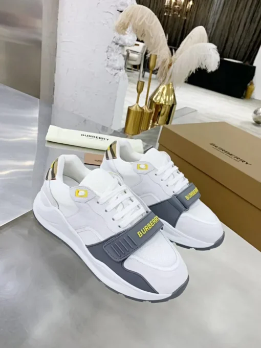 Burberry Sneaker