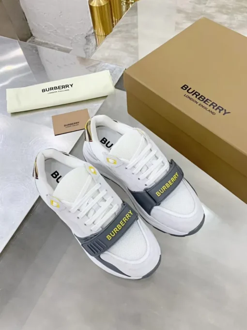 Burberry Sneaker