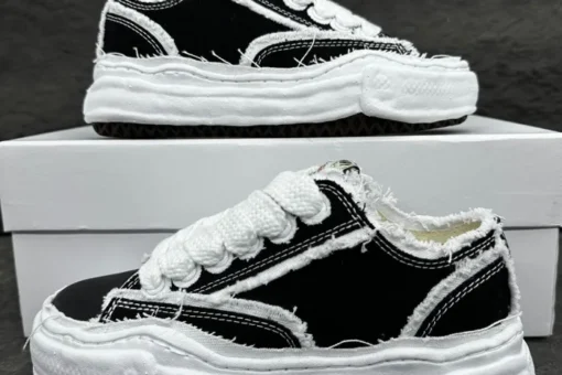 Aison Mihara Yasuhiro MMY Sneaker Black White