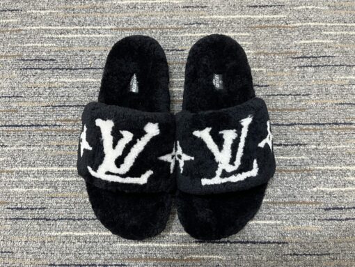 LV Slipper