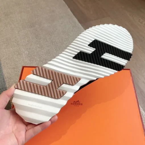 Hermes Bouncing Sneaker