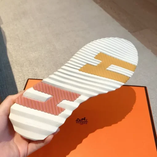 Hermes Bouncing Sneaker