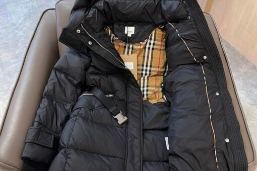 Burberry New Down Jacket M-2 Black