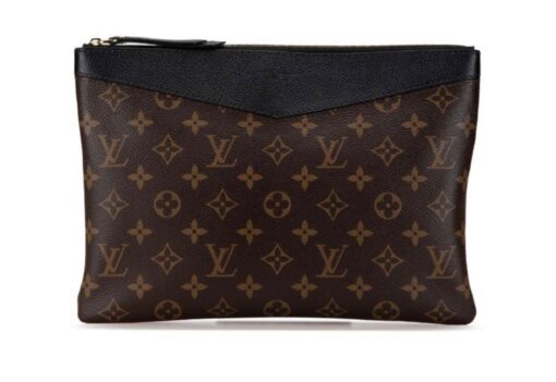 LV Daily Pouch Monogram Canvas