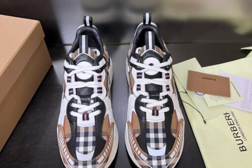 Burberry Vintage Check Low-Top Sneaker Check