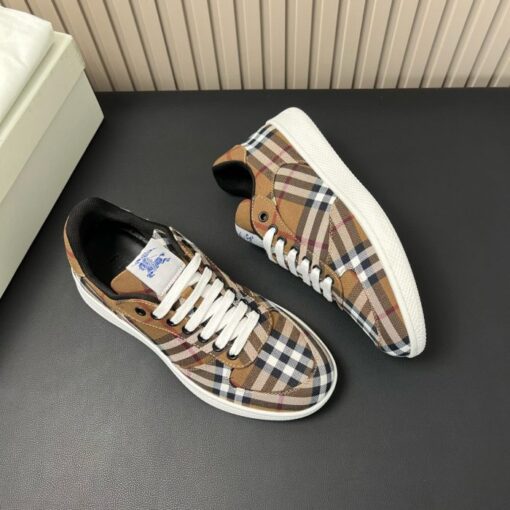 Burberry Check Terrace Sneaker - Image 2