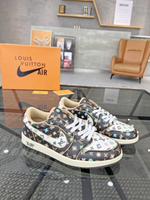 LV x Nike Low-top Casual Sneaker - Image 2