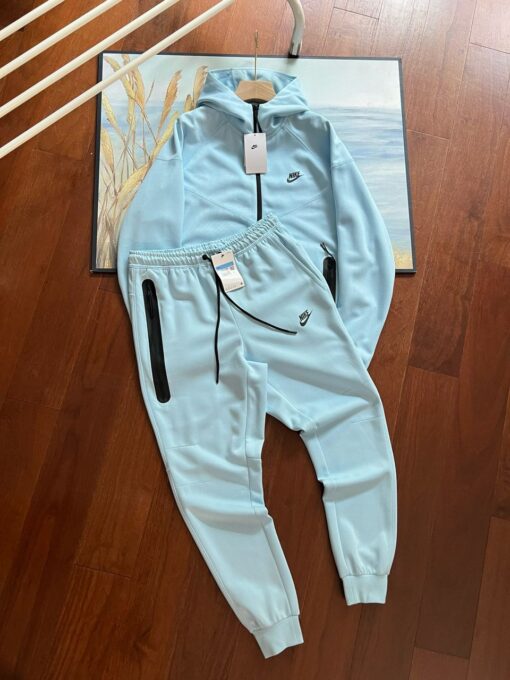 Nike Sportswear Tech Fleece Baby Blue